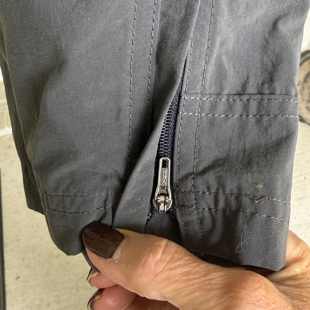 REI Co-op Men’s Gray Nylon Convertible Pants/Shorts Size 38x32 - Picture 7 of 11